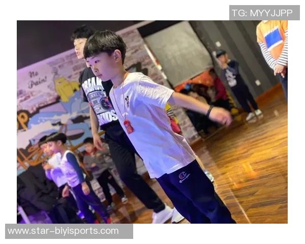 运动街舞焦点深圳街舞队战术分析与体育发展探讨 运动街舞焦点深圳街舞队战术分析与体育发展探讨